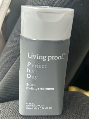 Living Proof Perfect Hair Day 5-in-1 Styling Treatment Conditions, Smooths 4 oz
